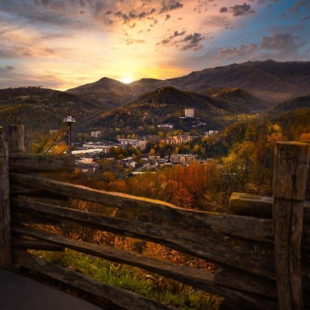 Four Bears Den, Hot Tub, 1089 Of Free Attraction Tickets For Each Paid Day, Dollywood And More Gatlinburg Exteriér fotografie