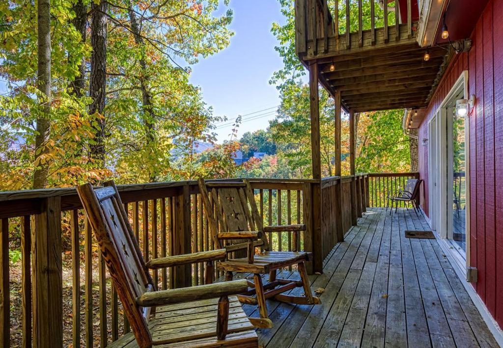 Four Bears Den, Hot Tub, 1089 Of Free Attraction Tickets For Each Paid Day, Dollywood And More Gatlinburg Exteriér fotografie