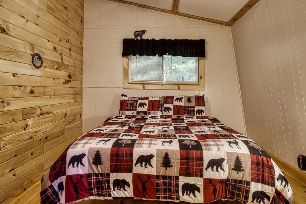 Four Bears Den, Hot Tub, 1089 Of Free Attraction Tickets For Each Paid Day, Dollywood And More Gatlinburg Exteriér fotografie