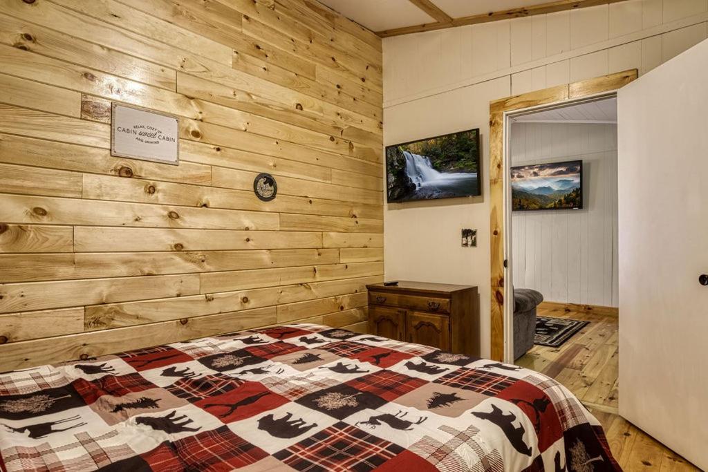 Four Bears Den, Hot Tub, 1089 Of Free Attraction Tickets For Each Paid Day, Dollywood And More Gatlinburg Exteriér fotografie